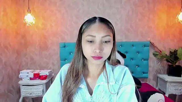 MadelineDoll online show from September 2025 01:49:01 PM