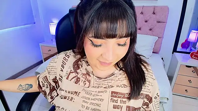 Emma monserrat online show from March 2026 06:34:01 PM