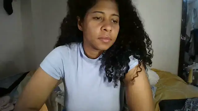 Ivon-09 online show from December 2024 02:00:01 PM