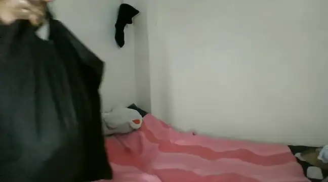 Ivon-09 online show from January 2025 05:03:01 PM