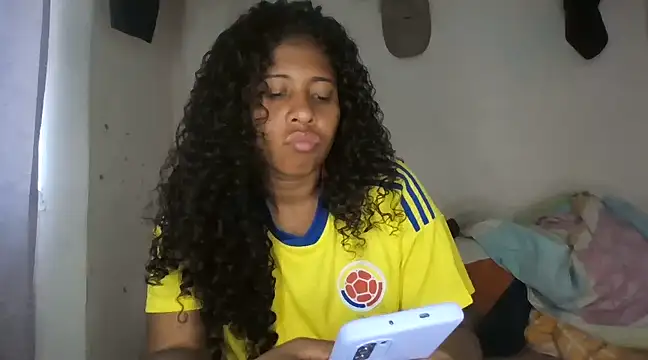 Ivon-09 online show from February 2025 09:22:01 PM