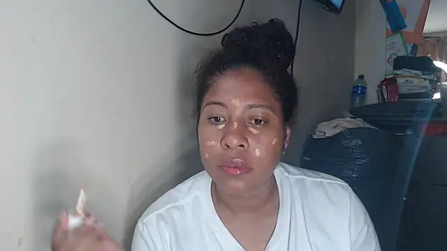 Ivon-09 online show from March 2025 02:04:02 PM