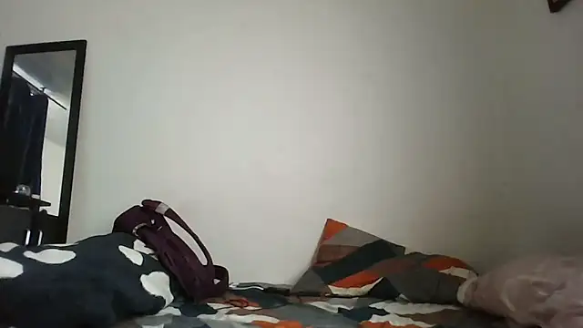 Ivon-09 online show from February 2026 12:32:02 PM