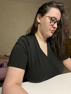 hungry1bunny online show from January 2025 05:21:02 PM