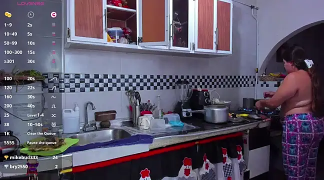 Snapshot of Sharon_hils chatting on December 2024 11:10:02 AM Sharon hils online show from December 2024 11:10:02 AM