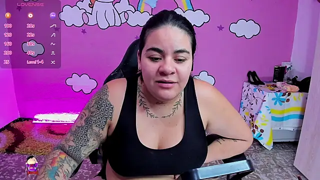 Sharon hils online show from February 2026 05:52:01 PM