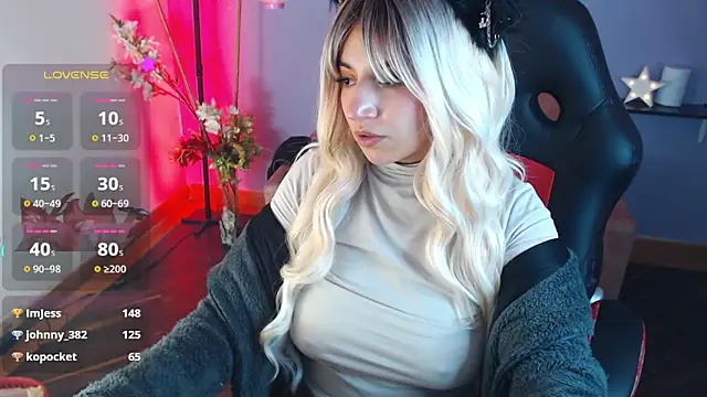 Snapshot of yumin3ko chatting on January 2025 08:14:01 AM yumin3ko online show from January 2025 08:14:01 AM