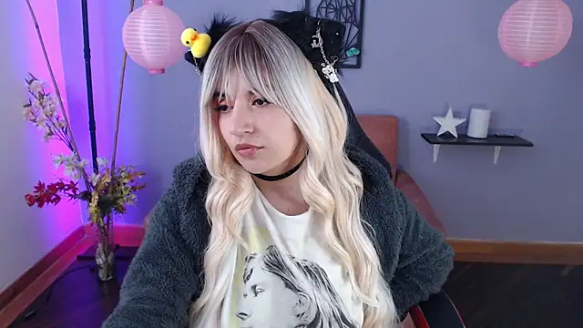 Snapshot of yumin3ko chatting on January 2025 08:08:02 AM yumin3ko online show from January 2025 08:08:02 AM