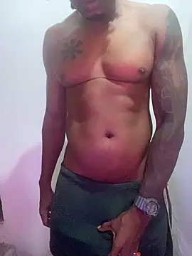 Snapshot of BBCGODIAM9 chatting on November 2025 01:21:02 PM BBCGODIAM9 online show from November 2025 01:21:02 PM