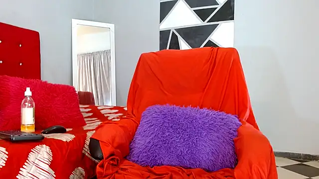 kattysex74 online show from February 2025 02:32:01 PM