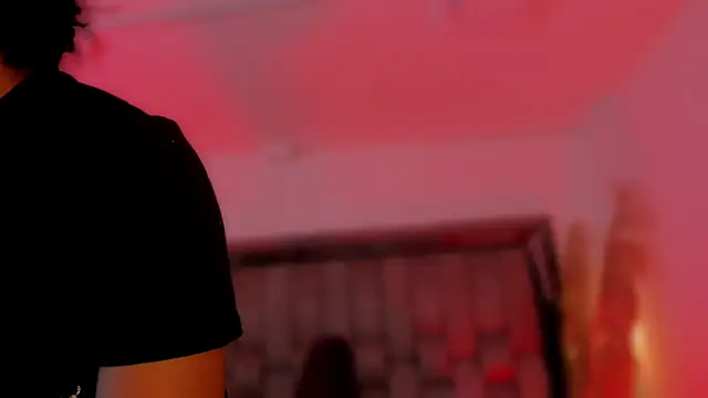 ChaynnaCooper online show from November 2025 04:04:01 AM