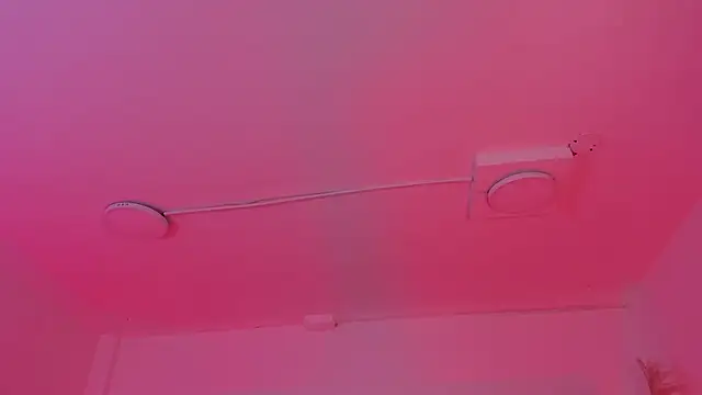 ChaynnaCooper online show from November 2025 04:49:01 AM