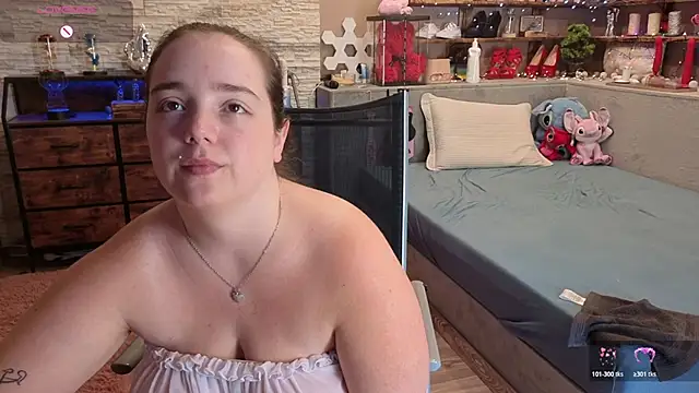 Snapshot of Kimberly-Caprice chatting on June 2026 07:00:02 AM Kimberly-Caprice online show from June 2026 07:00:02 AM