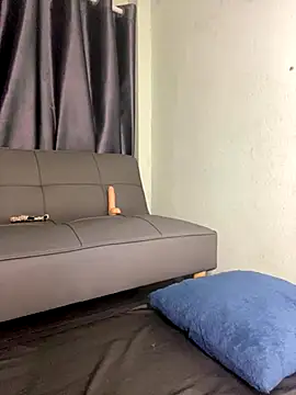 Snapshot of Ly_Coca24 chatting on September 2025 12:50:01 PM Ly Coca24 online show from September 2025 12:50:01 PM