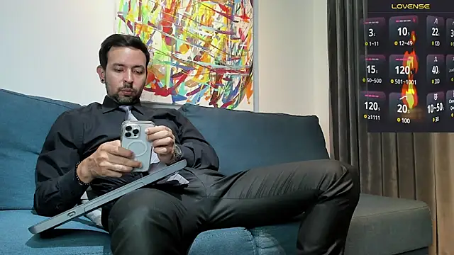 tommy raym0ndg online show from December 2024 09:28:02 PM