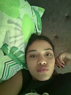 Snapshot of evely_coelloo chatting on July 2026 10:15:02 PM evely coelloo online show from July 2026 10:15:02 PM
