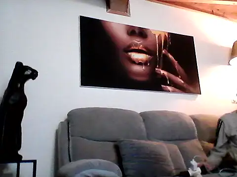 Snapshot of Bigkisslove chatting on April 2026 12:08:02 AM Bigkisslove online show from April 2026 12:08:02 AM