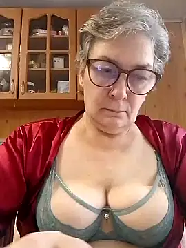 Snapshot of IrinaSweet54 chatting on October 2025 07:50:02 AM IrinaSweet54 online show from October 2025 07:50:02 AM