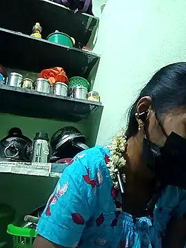 Snapshot of anusiya01 chatting on February 2025 04:36:01 PM anusiya01 online show from February 2025 04:36:01 PM