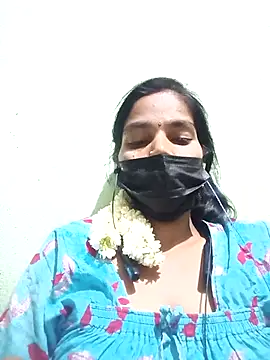 Snapshot of anusiya01 chatting on September 2025 06:45:01 PM anusiya01 online show from September 2025 06:45:01 PM