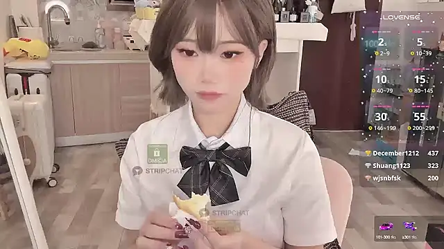 Snapshot of -XunMengLong- chatting on December 2024 06:06:02 PM -XunMengLong- online show from December 2024 06:06:02 PM