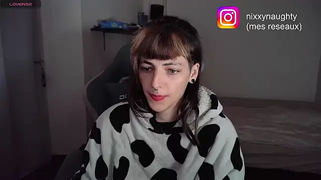 Snapshot of Nixxy_naughty chatting on February 2025 08:28:01 PM Nixxy naughty online show from February 2025 08:28:01 PM
