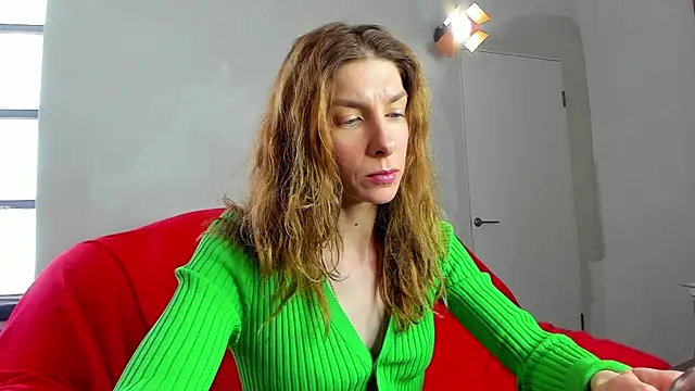 Snapshot of YourSuperModel chatting on February 2025 10:08:02 AM YourSuperModel online show from February 2025 10:08:02 AM