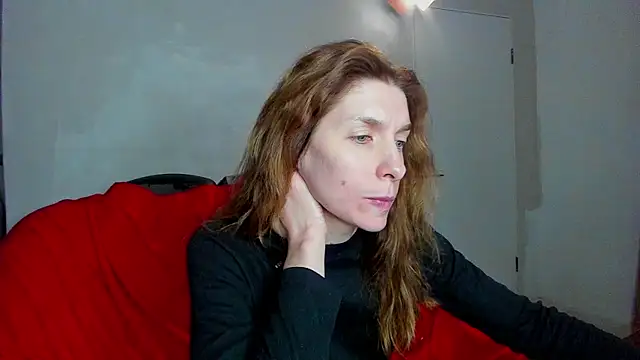 Snapshot of YourSuperModel chatting on February 2025 04:04:01 PM YourSuperModel online show from February 2025 04:04:01 PM