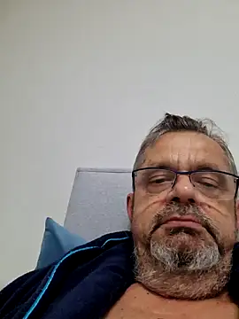 axecoman60 online show from January 2025 07:04:01 PM