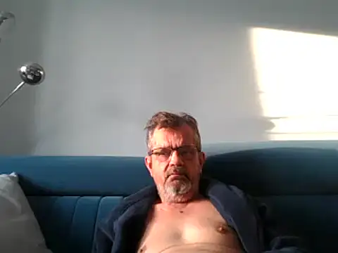 axecoman60 online show from February 2025 07:04:02 AM