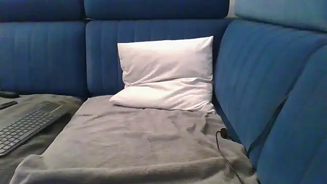 axecoman60 online show from March 2025 09:35:01 PM