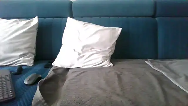 axecoman60 online show from March 2025 12:14:02 PM