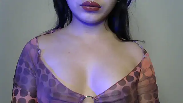 amrita2210 online show from January 2026 11:09:01 PM