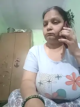 Snapshot of Kavya_kapoor chatting on March 2026 05:04:01 PM Kavya kapoor online show from March 2026 05:04:01 PM