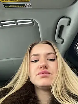 Devill Angel  online show from February 2026 09:30:01 AM