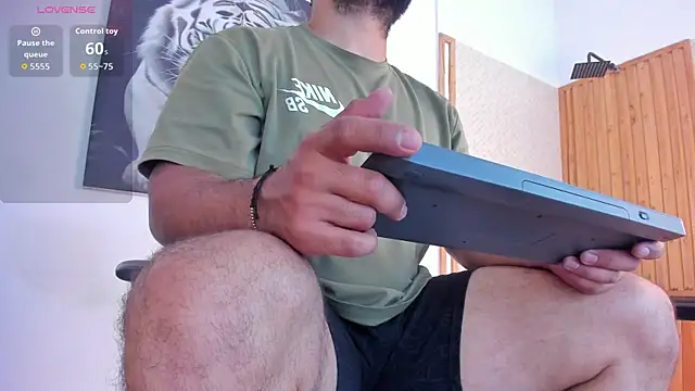 Luke  09 online show from October 2025 12:16:01 PM