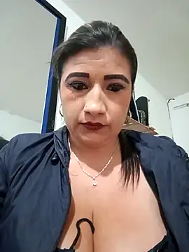 Hannahcandyy online show from March 2025 01:35:02 PM