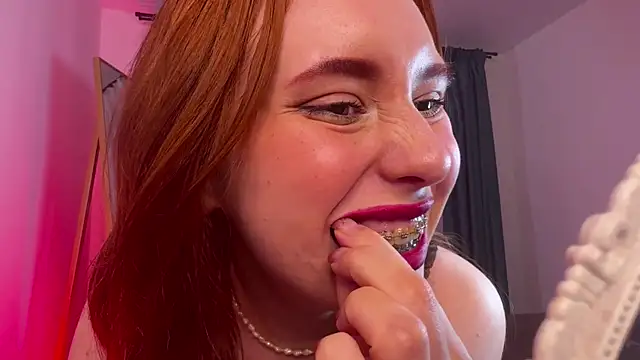 Snapshot of Call_Yes chatting on March 2025 04:57:01 PM Call Yes online show from March 2025 04:57:01 PM