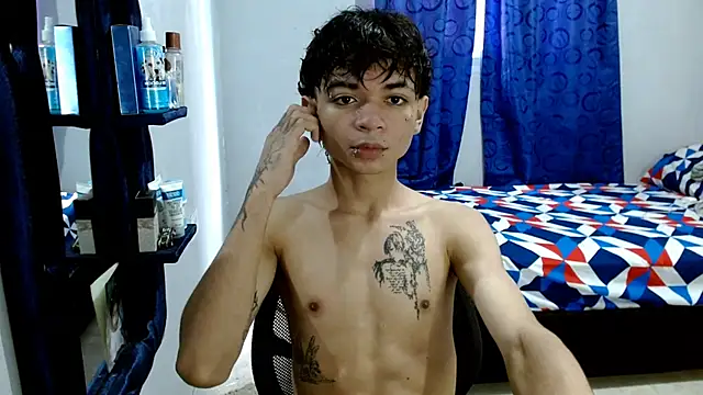 Snapshot of Lovebeng_ chatting on December 2024 05:36:02 PM Lovebeng  online show from December 2024 05:36:02 PM