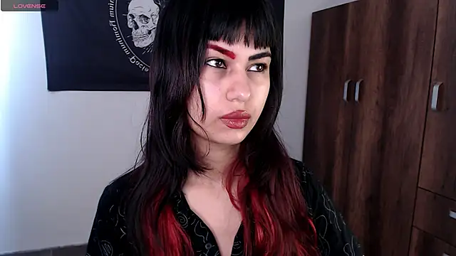 Little-Lucifer online show from February 2026 06:45:01 PM