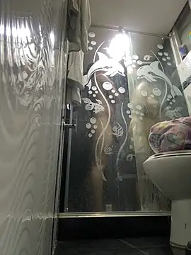 ZMalco2Hend8 online show from April 2026 02:37:02 AM