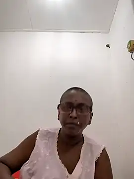 Snapshot of mamakarma1403 chatting on June 2026 04:11:02 AM mamakarma1403 online show from June 2026 04:11:02 AM