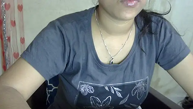 Preeti-Sexy online show from November 2025 04:25:02 AM