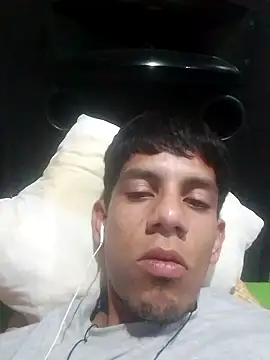 Snapshot of DecisivePimiento chatting on September 2025 05:29:02 AM DecisivePimiento online show from September 2025 05:29:02 AM