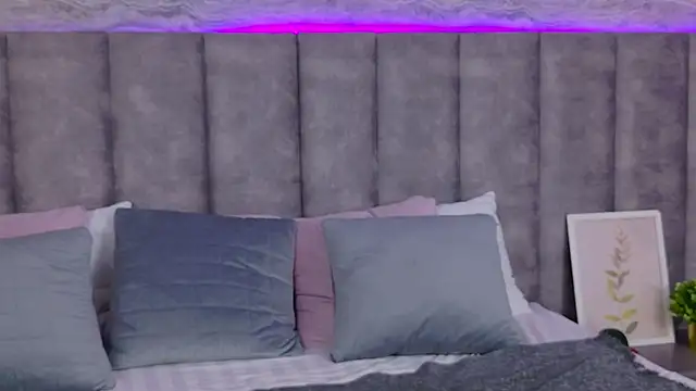 AliceBrayan online show from March 2025 02:41:01 PM