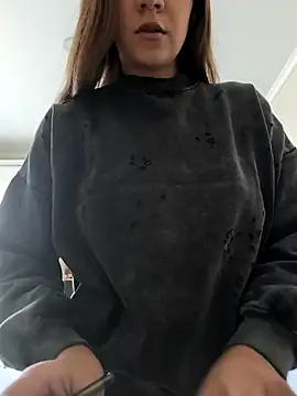 AliceBrayan online show from September 2025 05:07:01 AM