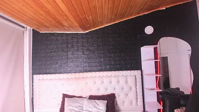 Ghosty Doll online show from March 2025 05:04:01 PM