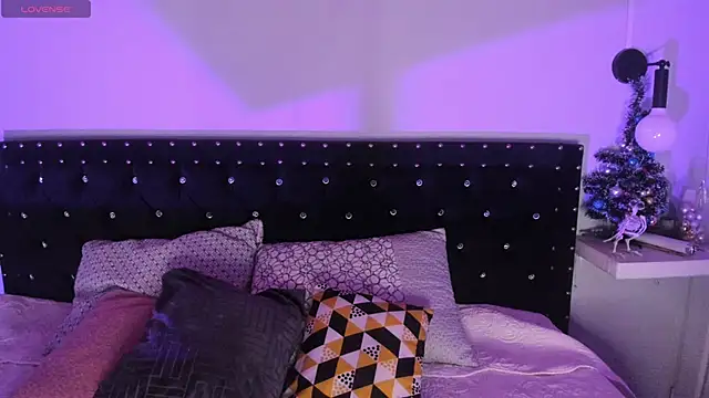 Ghosty Doll online show from January 2026 08:12:01 PM