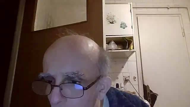 mariusica1xh online show from April 2026 09:39:33 PM