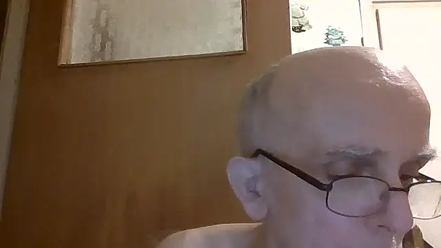 Snapshot of mariusica1@xh chatting on July 2026 02:05:17 AM mariusica1xh online show from July 2026 02:05:17 AM